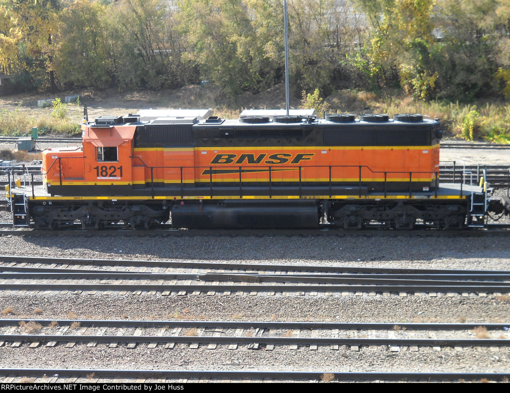 BNSF 1821